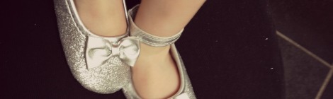 baby girl's sparkly ballerina slippers